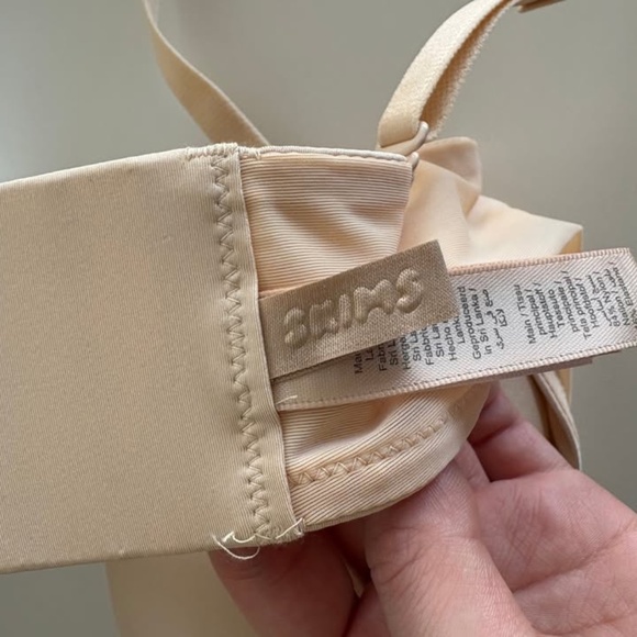 BNWOT SKIMS Strapless Push-up Bra 32C - Picture 5 of 5